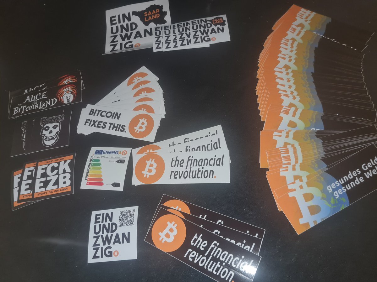Danke an <a href="/stuff4btc/">🟠 stuff4btc</a> für die ganzen geilen Sticker, auch wild wie viele einfach Mal gratis dazu gepackt wurden 🧡
Jetzt heißt es wieder Propaganda verbreiten und die Innenstadt ein wenig verschönern :)