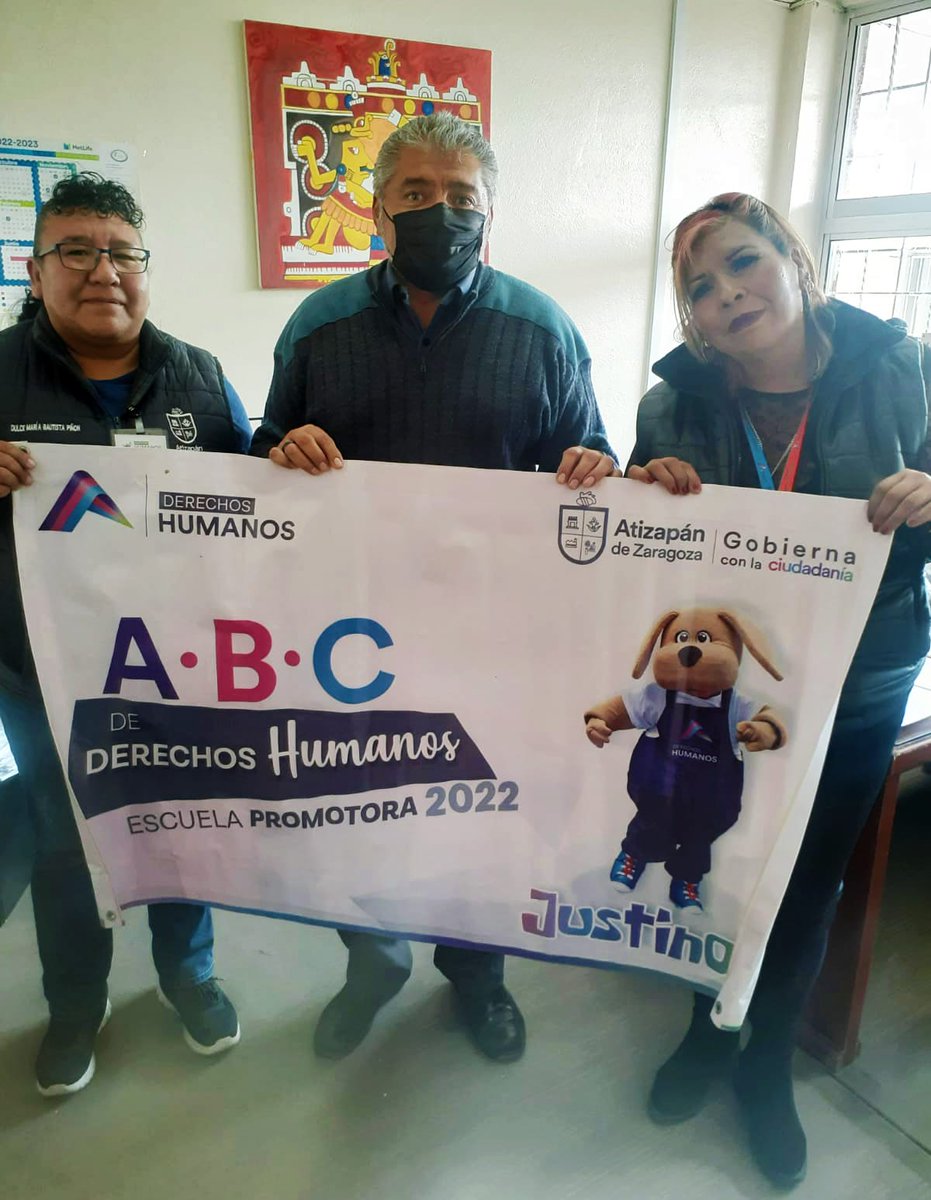 DianaStephanyLG's tweet photo. ¡Por el bienestar de nuestros #humanitos trabajamos en equipo con las escuelas! Felicito al Colegio Robert .F Kennedy y a la Secundaria Técnica 150 colonia México 86 por recibir su reconocimiento como Escuelas Promotoras de los #DerechosHumanos ¡Juntos por #AtizapánDeZaragoza! https://t.co/UAfCfavzdX