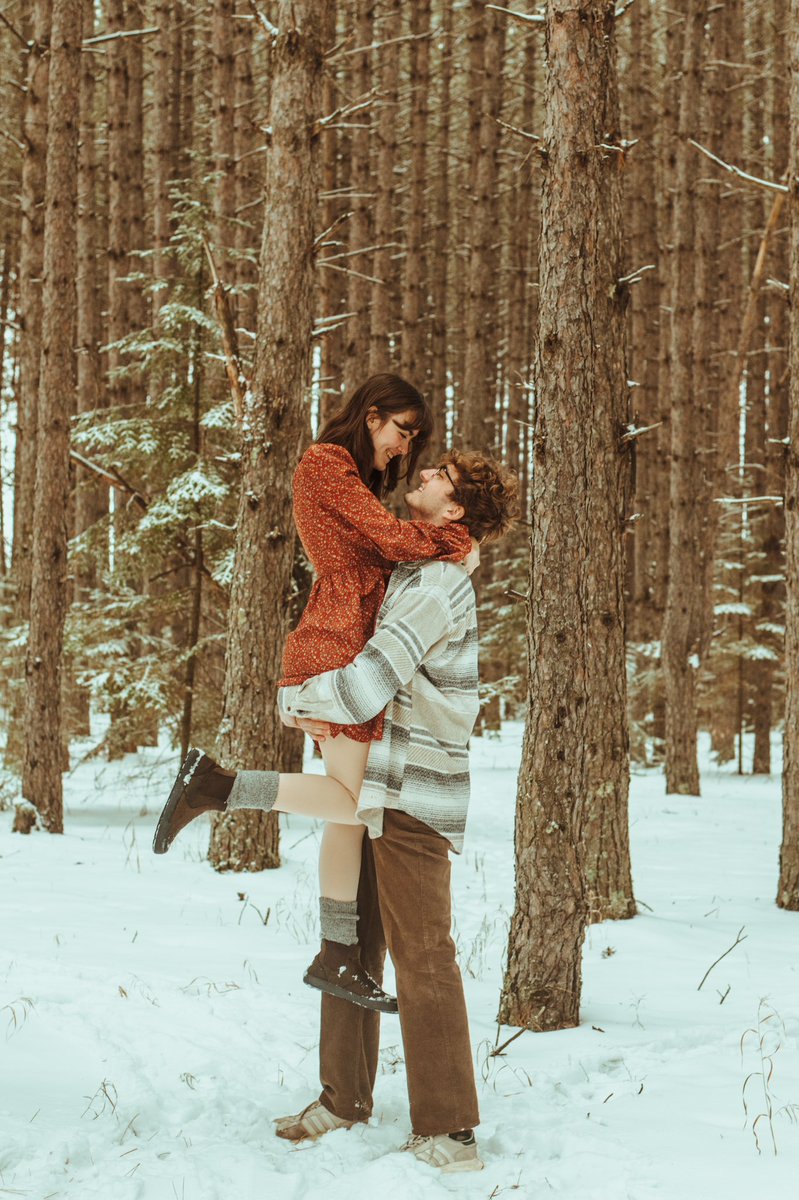 tr1nabean's tweet photo. i think my favorite thing i’ve learned from my new relationship is that if you have to force someone to fit, they aren’t meant for you. &amp; if you do have obstacles, it’s a team effort. i’m so thankful to have someone who doesn’t put all the emotional labor on me. https://t.co/RJZM7oU4Eb