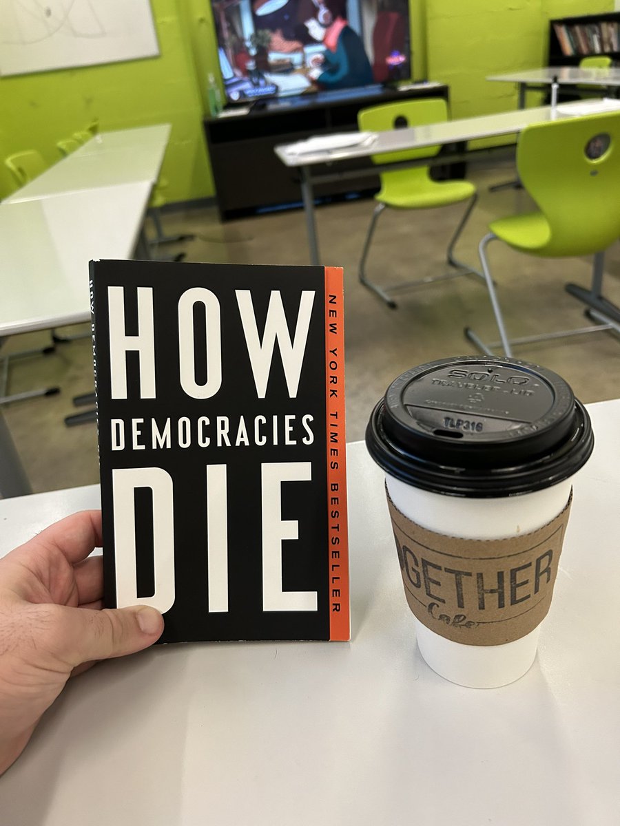 WinterAPUSH's tweet photo. Part 2: When a student brings you a book, you read it! Relationship building is a key to student success! #ChattPrep https://t.co/mqp9HpSOSo