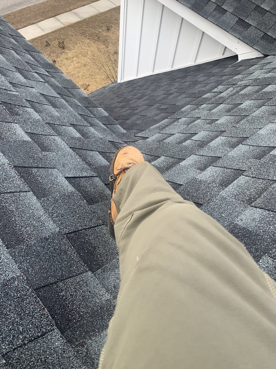 peppercutsgrass's tweet image. Wow @wtf1official @MattyWTF1 @TommyWTF1 @katyfairman listening to the last episode during death defying circumstances. I’ll miss you guys. #F1 #WTF1