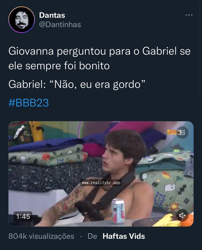 bruna_santini's tweet photo. @centralreality Vcs viram o comentário gordofóbico do Gustavo? https://t.co/gFraeFgyEx