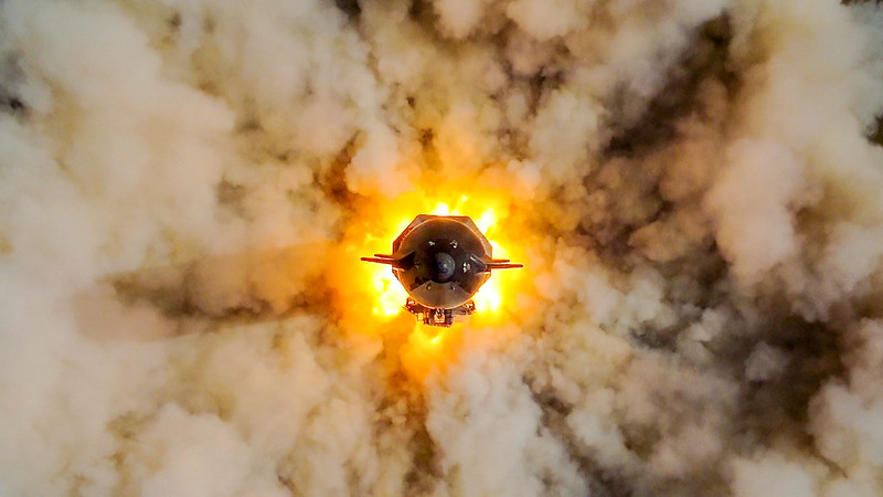 Ryandoofy's tweet photo. whoever is doing @SpaceX's drone shots deserves a raise https://t.co/abuGeho8bw