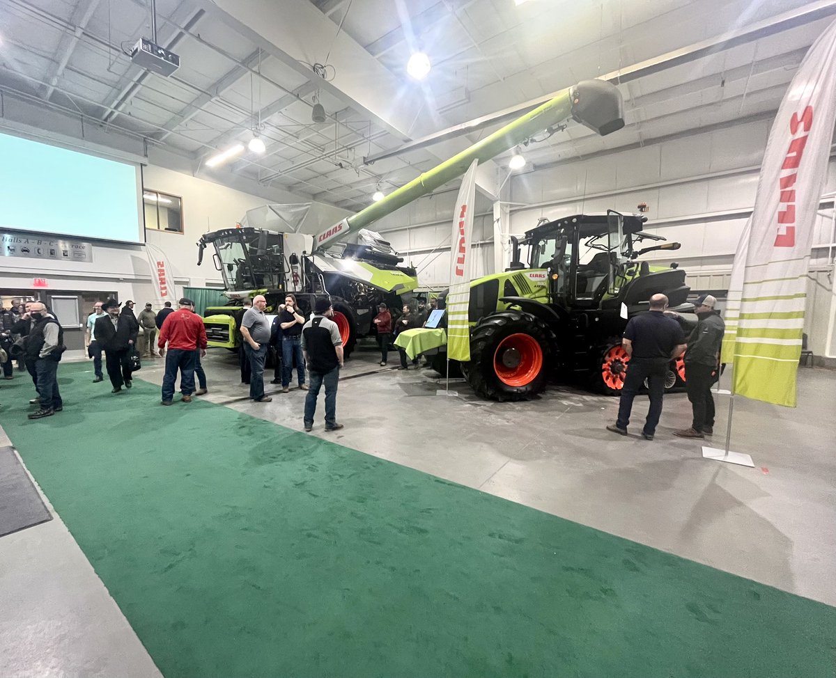 agauthority's tweet photo. Last day at Crop Production Show in Saskatoon. We’re at the #CLAAS booth and invite you to check things out.
#wccps #westcdnag #saskag https://t.co/qicx0SnYGW