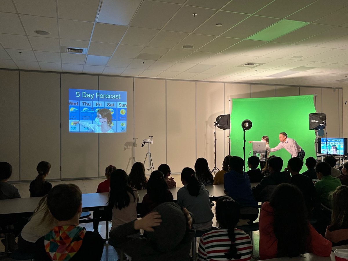 MontgomeryNPSD's tweet photo. We already knew it was going to be a cloudy day, because our fourth graders learned about the weather and how to forecast it from meteorologist @johnmarshall_wx earlier this week.  @NPSD #MontgomeryRoaRSbettertogether https://t.co/89FiaTWEmk