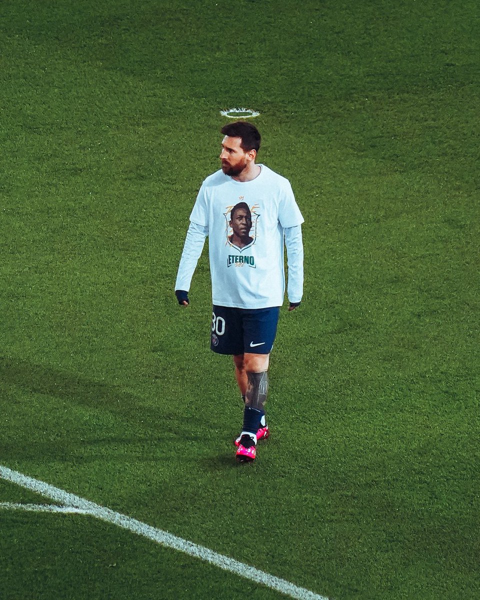 This photo of Messi is angelic 😇 

(📸: <a href="/demicheli/">Tomás De Micheli</a>)