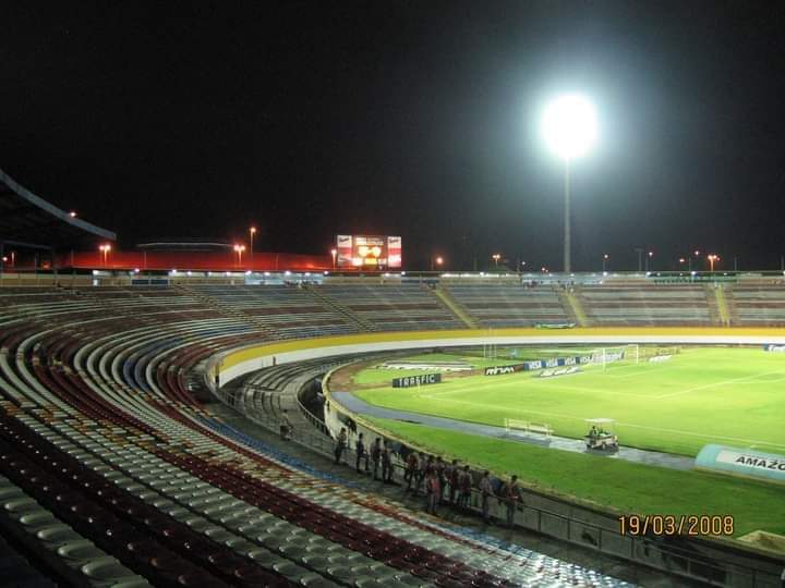 TuneldoTempoNFC's tweet photo. 💙 Velho #Vivaldão num pré-jogo do #Naça contra o #AtléticoMineiro pela Copa do Brasil (2008). Saudades do #ColossodoNorte.
📸 Grupo #Barezao
#Nacional #NacionalFC #NacionalFutebolClube #CopadoBrasil #CopadoBrasil2008 #NFCCAM #NacCam #NacxCam #LeaoxGalo https://t.co/zOuDnGolCq