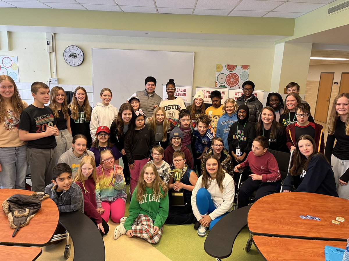 SVMSEdina's tweet photo. Edina Unified student leaders received a trophy from Special Olympics MN, along with a visit from KARE 11, to congratulate them on winning this year’s Inclusive Schools Week Challenge. Congratulations South View Unified Leaders! #LiveUnified #SOMN #SONA #EPS https://t.co/PCuMwWXkNP