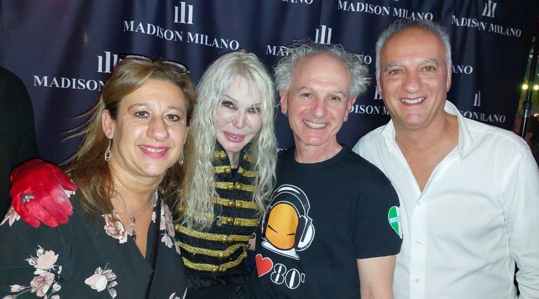 RadioClub101500's tweet photo. Gli anni 80 nel ๐ @IvanaSpagna_
#callme #easylady #80smusic #love 80's #radioclub101.500 #happy #lifemusic https://t.co/QtmlwukE4g