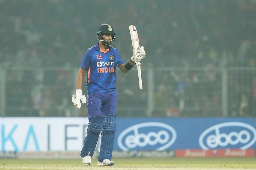 klrahul's tweet photo. Kolkata ✅ Thiruvananthapuram ⏳ https://t.co/6IajYzkDdX