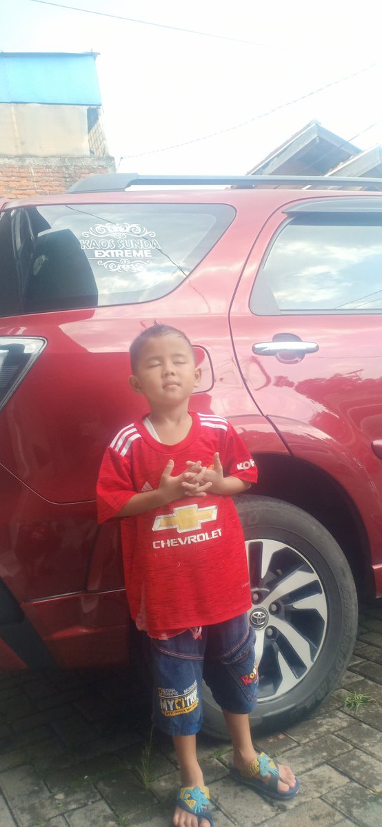 😈 Papap Yucky 😈 tweet media