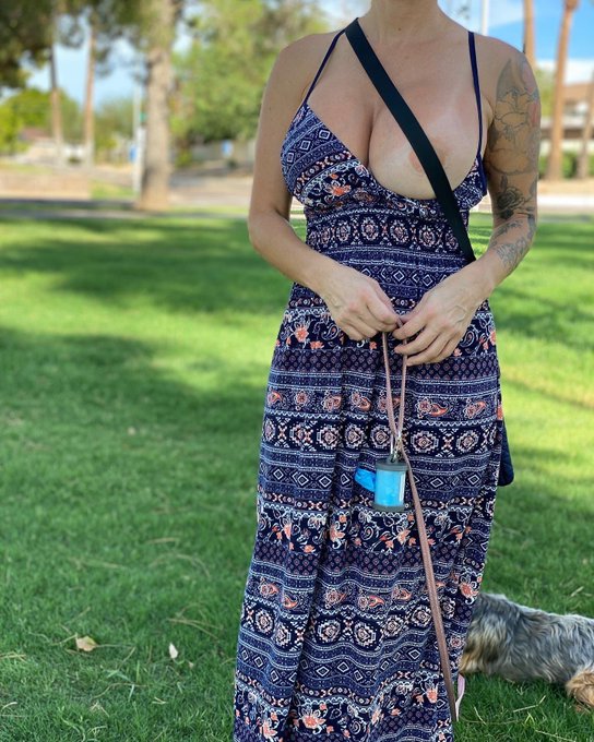 It&rsquo;s FREE Right Now ⬇️⬇️⬇️⬇️  https://t.co/hM9Lj1xvZb https://t.co/V2mnPqwLnu<a href="/tag/publicnudity"class="tags"><span>#publicnudity</span></a><a href="/tag/publicplay"class="tags"><span>#publicplay</span></a>