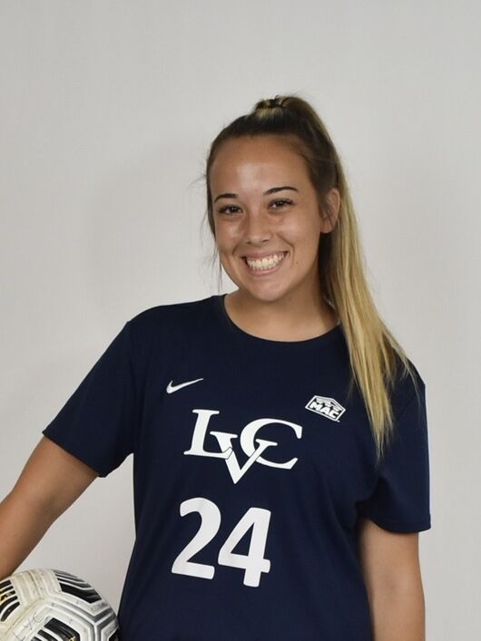LVC's tweet photo. Kudos to Alyssa, one of our December grads, who joins Clark Associates as a vendor analyst. Alyssa was a business admin major and member of @lvc_ws and #lvcgolf #GoLVC #lvc2022 @LVCathletics https://t.co/iYLReJ3b6W