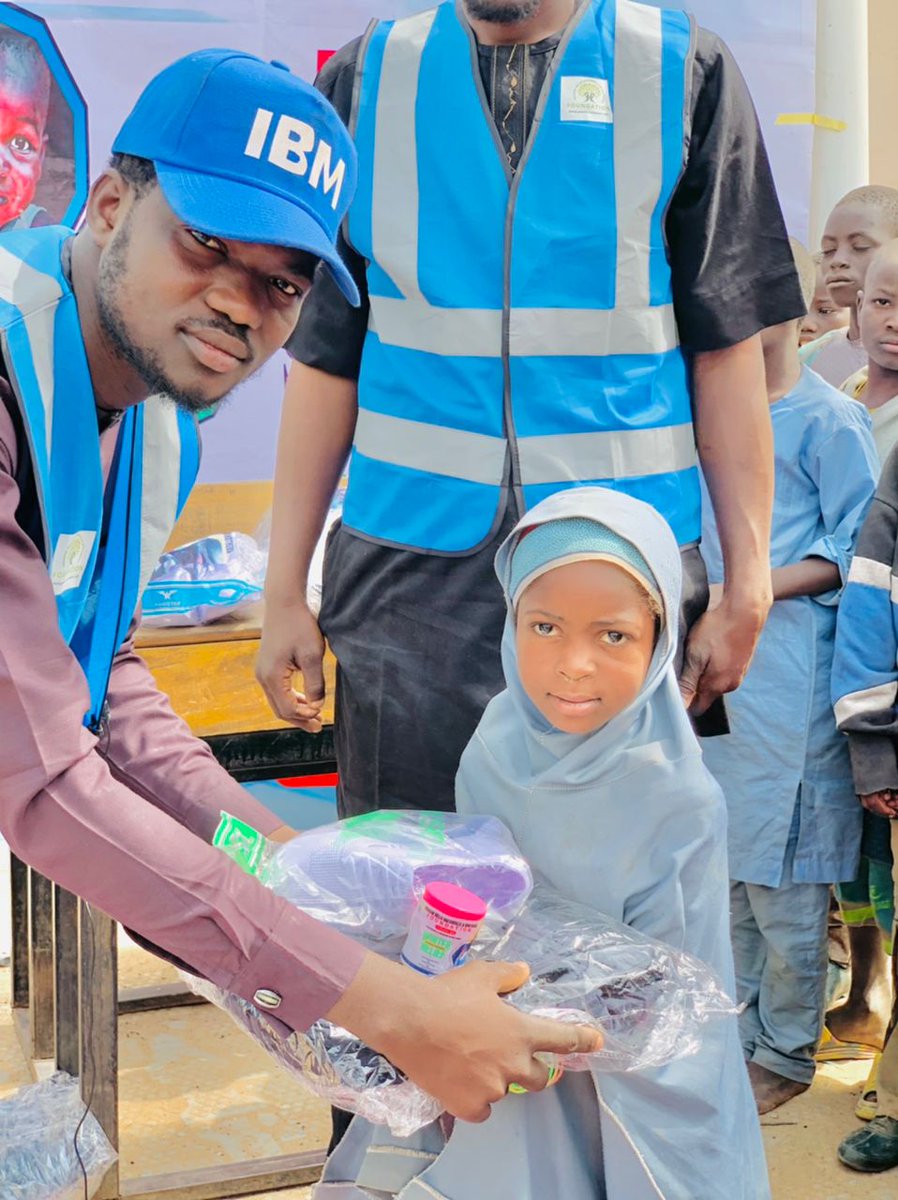 Hassangusau6's tweet photo. IBRAHIM BELLO MATAWALLE & BROTHER'S FOUNDATION
#IBMcare
#IBMteam
#charity
Spread kindness in whatever possible. Remember it's a form of charity. Whatever you do will come back to you in some way, somehow, some day.
@ibro_bello @Yazeed_666 @BilkisuHaj @AhmadDanwudil @yakamata05 https://t.co/qHbP3q8EFX
