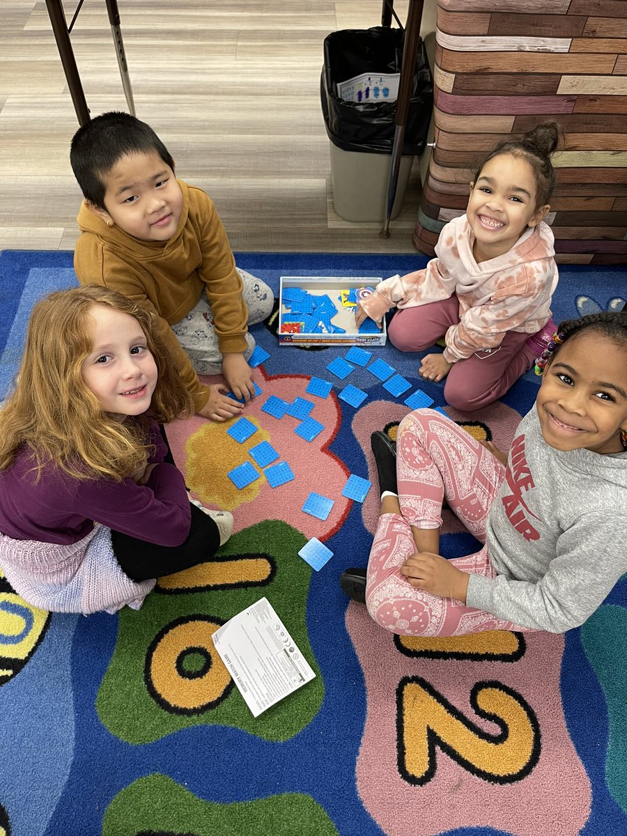 MrsCampbellWMHV's tweet photo. Rainy days call for MORE board games at recess!!! 🌧️ ☔️ #wmtitanpride @WestMifflinArea @HomevilleEleme1 #homevillehasheart #Kindergarten #insiderecess #boardgames https://t.co/nbzeKri8fo