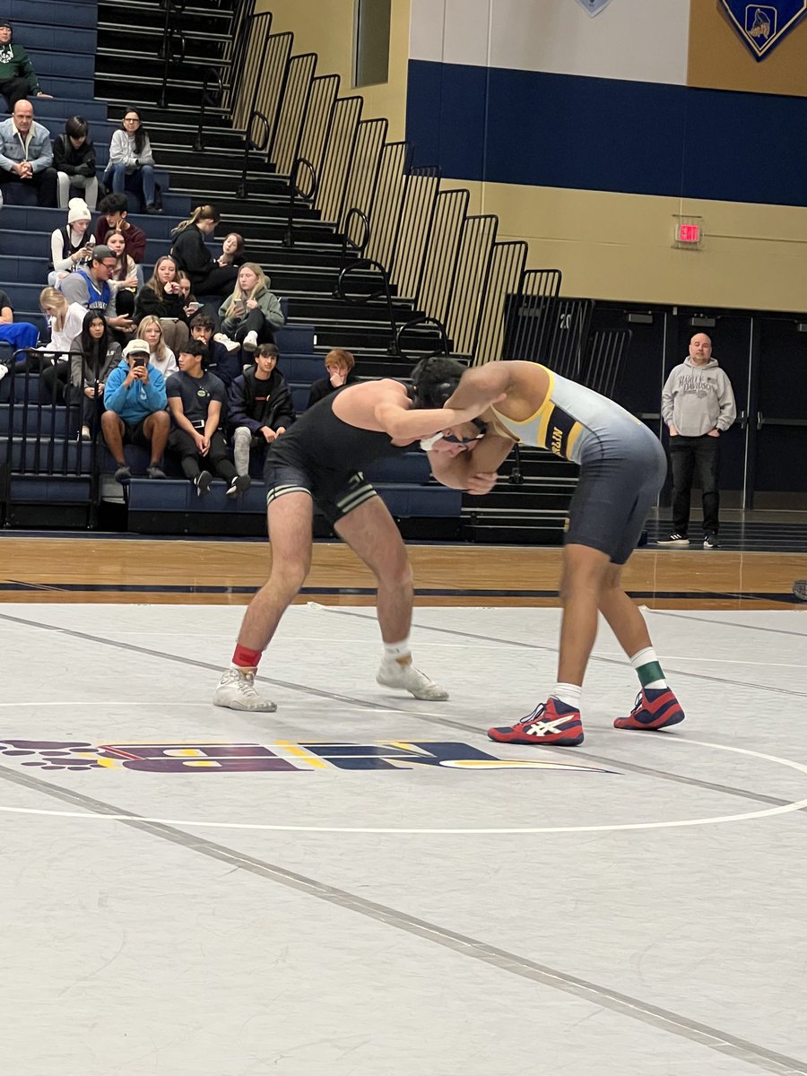 NBWAthletics's tweet photo. Thank you to our 17 New Berlin United wrestlers for all your hard work and dedication; it paid off with a 45-27 victory over Franklin! #NBUnited https://t.co/MFG3LCIDS7