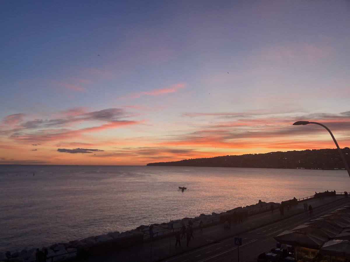 fdemalsche's tweet photo. A breathtaking ending to an inspiring first day of the conference #ABCNaples https://t.co/l5IWJN1puW