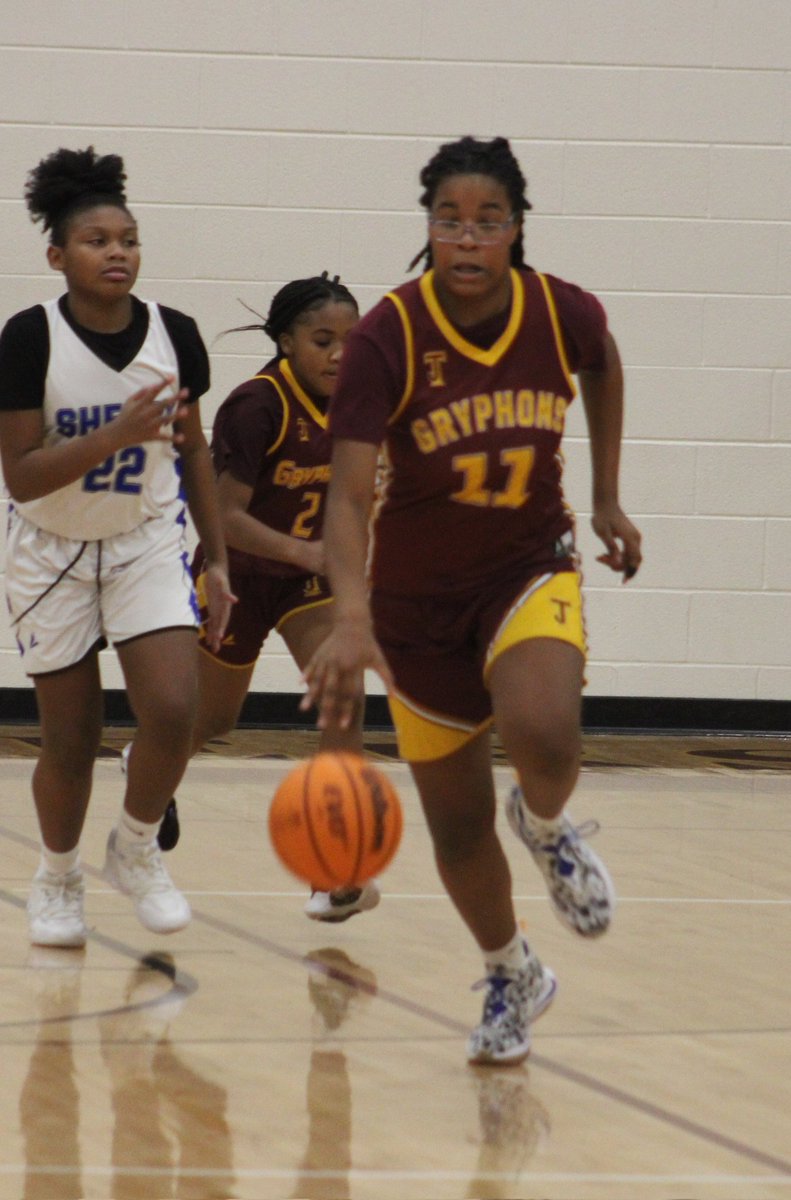 BrookBratt08's tweet photo. Game Day! TJ vs Chase @ Chase Middle. 4:15 pm. @WomenNets @TwittyTown3 @Coach_B828 @CoachYMelvin @CarolinaGHoops @LBI_Carolina @LBInsider @PGH_NC @CghrMedia @BallHerHoopsCLT @ElliaBarajas @_Jillian_27 @CMcBaller12 @TwittyCoach #Blessed #Bloodline #LitLikeTwitt #IAmNotRegular https://t.co/IPaXhmHZRJ