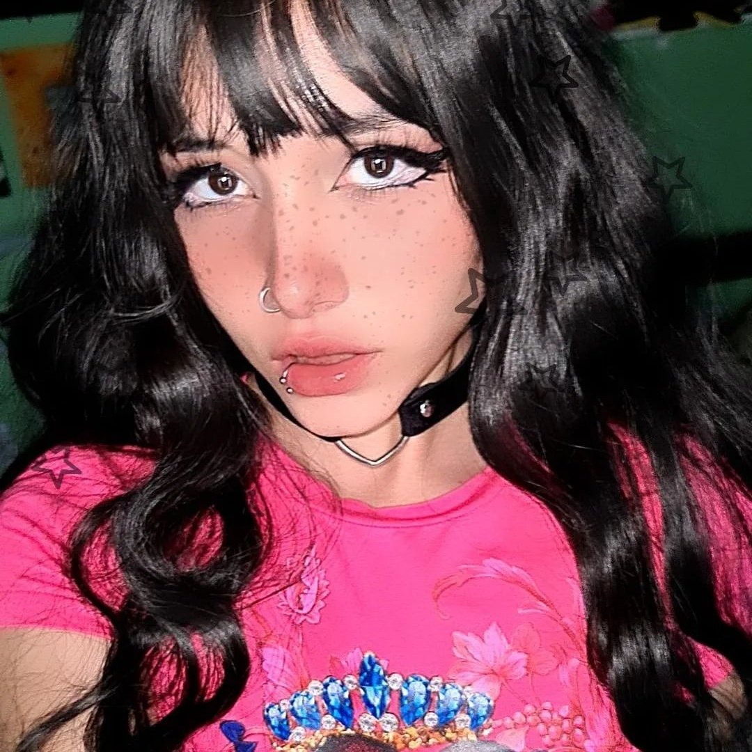 EXPOSEDC4T's tweet image. (!)

exposed da @/cat.misses.kisses. o porquê dela ser tão problemática? 

uma thread que contém caso de P○rn0gr4f¡4 ¡nf4nt¡l