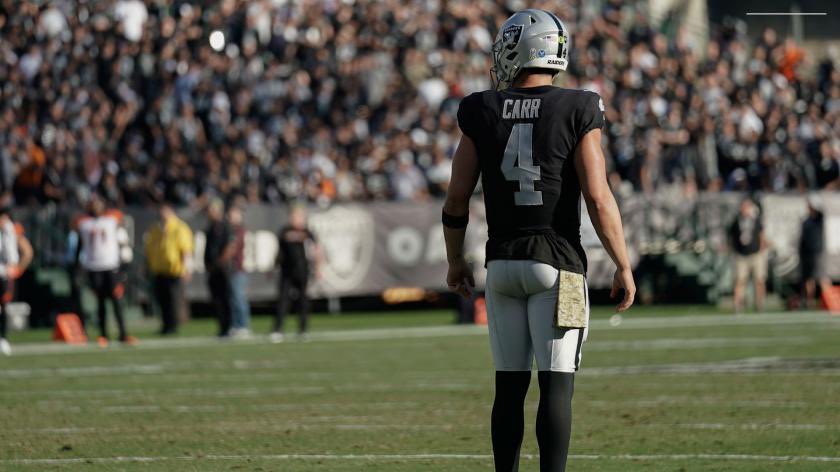 RaidersAQ's tweet photo. One of the best Raiders QBs in their history. 💯 https://t.co/UGZm01yT5K