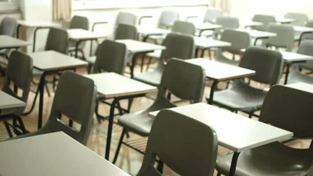 SOCIAL CHANGE SERIES: EDUCATION FOR WHAT? - Thu 19 Jan 7pm - A panel of local educators and employers discuss the complexity of aligning school curricula with employment requirements. Book here - buff.ly/3kdgE1O