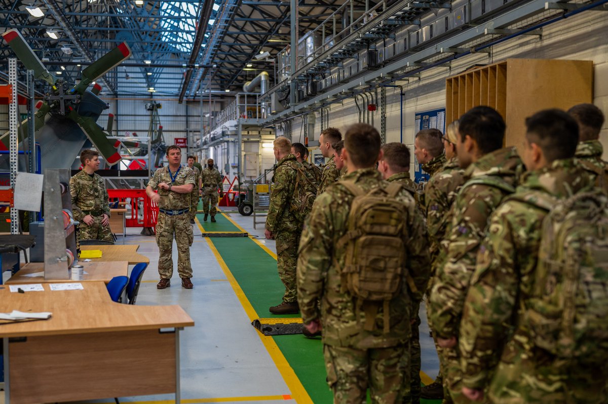 @2regtaac2 trainees visited 1AAC as part of their regimental selection process. They met the CO, serving soldiers, and had a tour of <a href="/RNASYeovilton/">RNAS Yeovilton</a>. We wish them well as they continue on their AAC journey.

<a href="/ArmyAirCorps/">The Army Air Corps</a> 
<a href="/1st_AviationBCT/">1st Aviation Brigade Combat Team</a> 

#AviationRecce #IAmCombatAviation