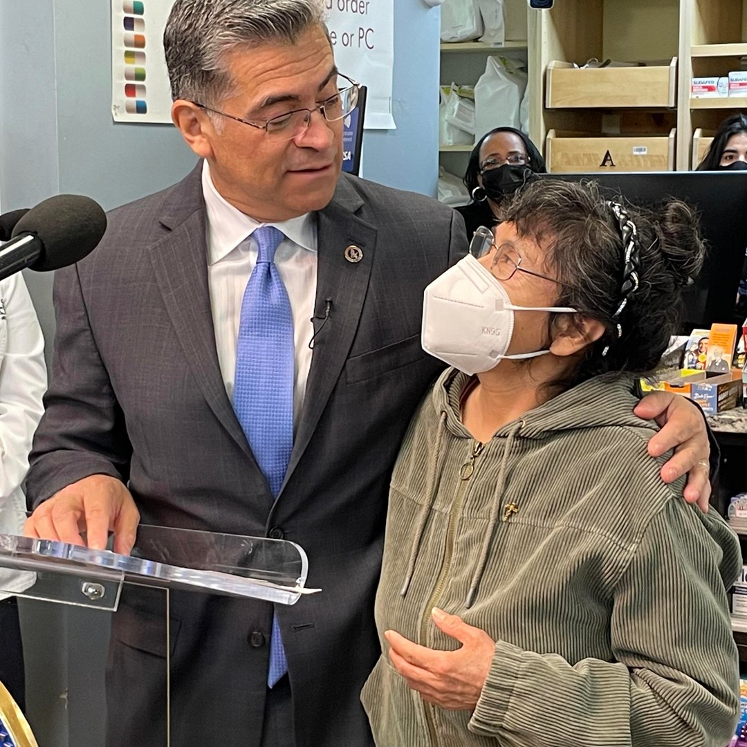 NCOAging's tweet photo. Just now at @GrubbsPharmacy: NCOA's @Ramsey_Alwin, and @HHSGov’s @SecBecerra met to discuss how the #InflationReductionAct lowers drug costs and covers #Vaccines for people with #Medicare. 

Find out what the act means for #OlderAdults.👇
https://t.co/y4bBPZzYcS https://t.co/0ekpBHeOEf