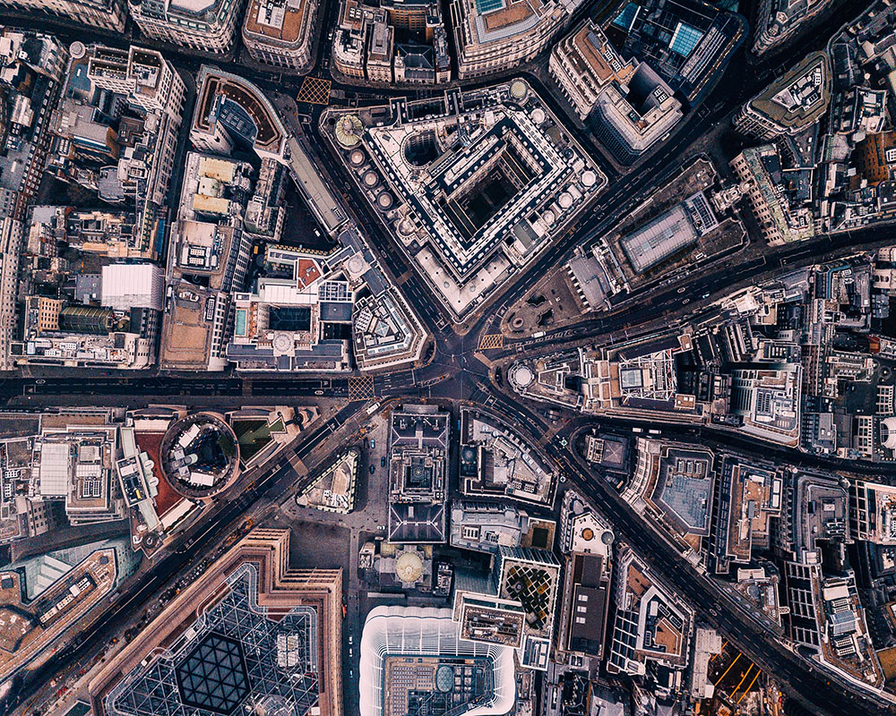 Reinsurance_Aon's tweet photo. The re/insurance industry has historically been resilient to many kinds of uncertainties, but unique conditions facing re/insurers mean strategies around #capital must be flexible and adaptable.

Read Colin Forrest's thoughts: https://t.co/HSFBFKV6IX

#StrategyTechnology https://t.co/UlHt1U6z27
