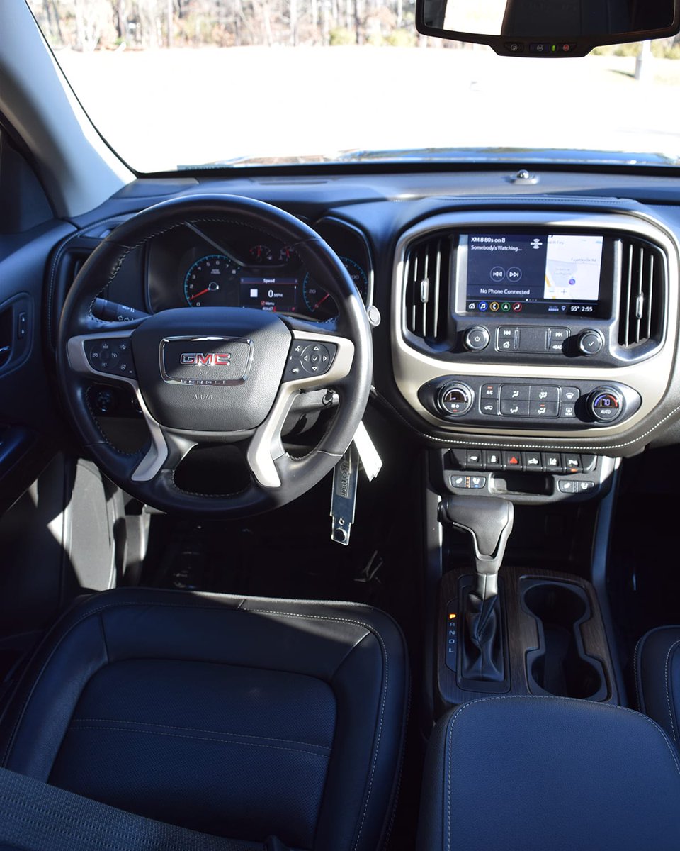 AcuraSouthpoint's tweet image. This truck is beautiful in and out. 2019 pre-owned GMC Canyon 4WD with 40,660 miles. #acura #hendrickacurasouthpoint #gmccanyon