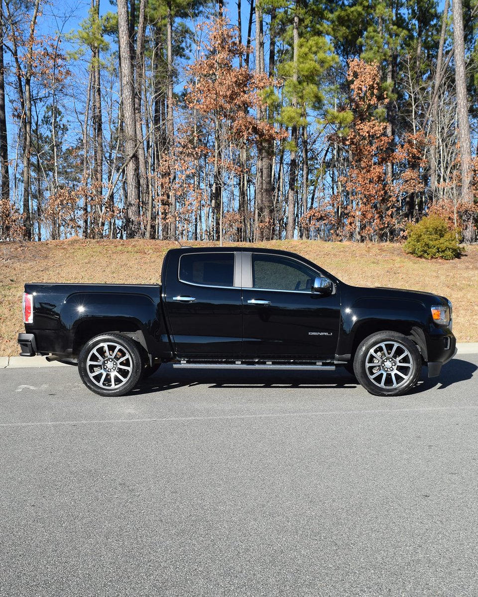 AcuraSouthpoint's tweet image. This truck is beautiful in and out. 2019 pre-owned GMC Canyon 4WD with 40,660 miles. #acura #hendrickacurasouthpoint #gmccanyon