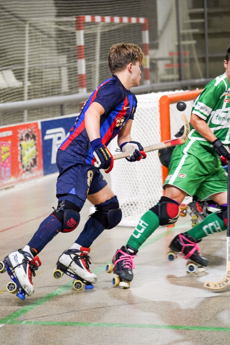 🙌 Aquest cap de setmana reprenem les competicions d'#HoqueiPatins!

🤩 Teníeu ganes de jugar?