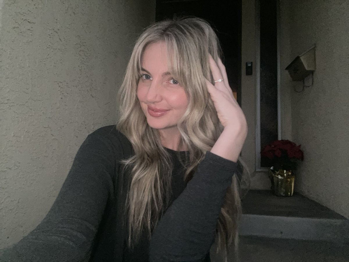AlexisHeaney's tweet photo. New hair!🥰 https://t.co/Ys07Pf2shp