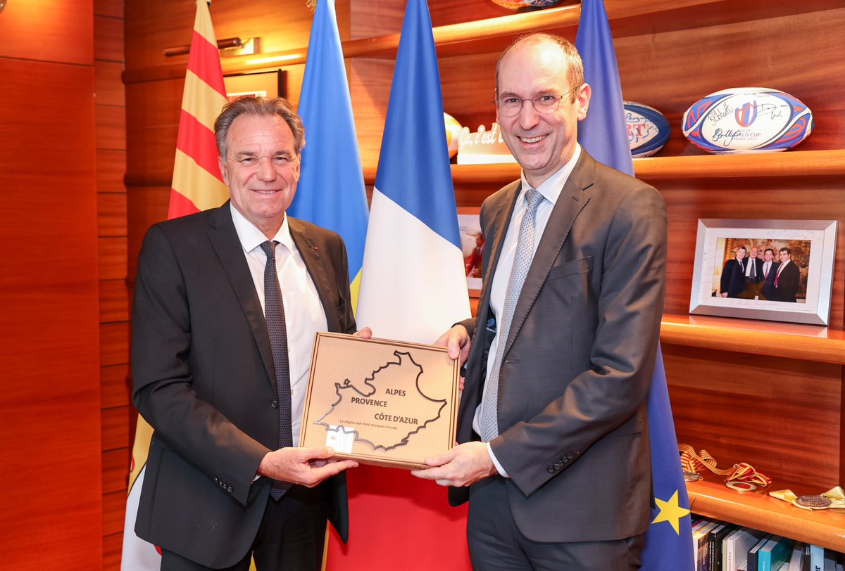 RenaudMuselier's tweet image. Avec @chabanelm, PDG de @SNCFReseau, nous avons échangé sur l’évolution du chantier de la #LNPCA. 🚆

De nombreuses étapes ont été franchies, le même engagement de @SNCFReseau pour définir un calendrier et un budget stable pour ce projet titanesque est maintenant attendu ! 💪