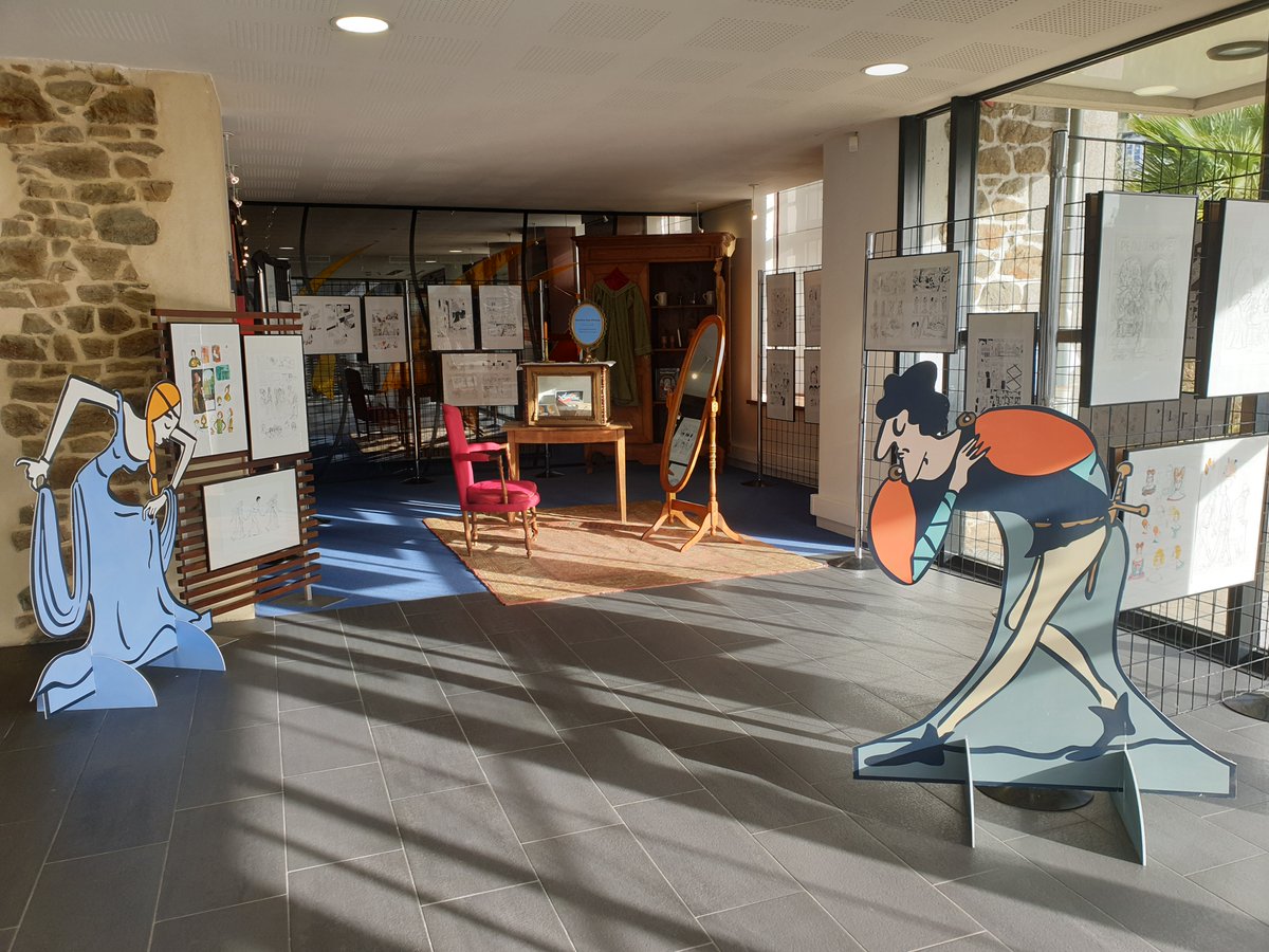 | Exposition 🖼️ |

Depuis mardi, une nouvelle exposition à la Bibliothèque de Lamballe-Armor, sur le site de Lamballe ! ✅
L'exposition Peau d'homme c'est jusqu'au 17 février, une exposition qui questionne sur des sujets encore d’actualité 🗞️