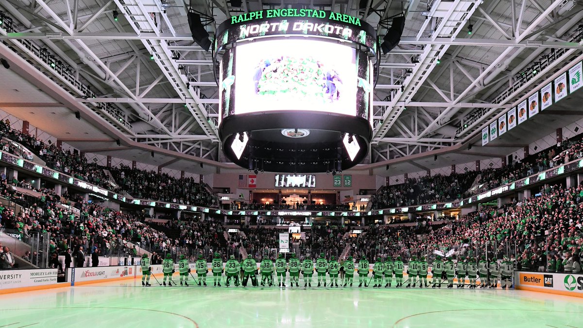UNDmhockey's tweet photo. Like there's any debate.
#UNDproud | #LGH
https://t.co/i1E6Z1btFT https://t.co/MRA7RduLsd