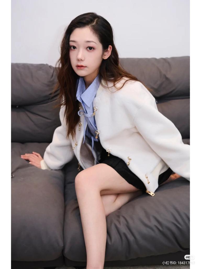 curleysource's tweet photo. xilin red xhs update

#希林娜依高 #CurleyGao #CurleyG https://t.co/LGEr1cXI9X