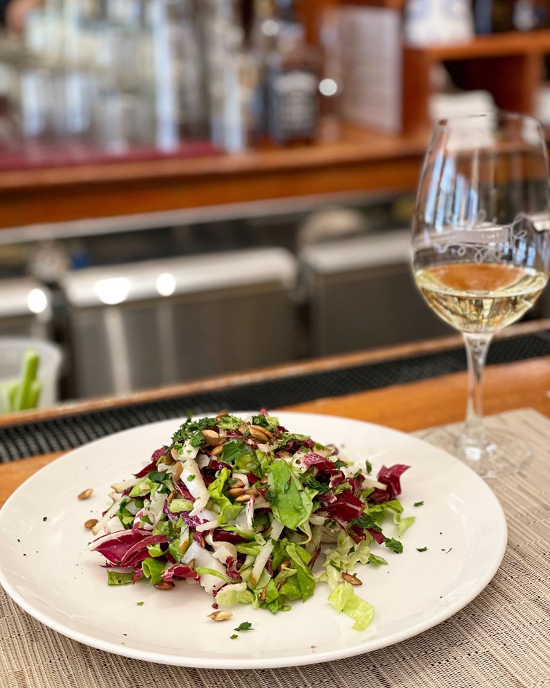 figgirl's tweet photo. Just because it’s healthy, doesn’t mean it has to be boring! 🥗 If your New Year’s resolution includes eating clean, we have a variety of flavorful, veggie-forward dishes to help you meet your goals.

📸: @sonomalacy https://t.co/QZ1dNwffwX