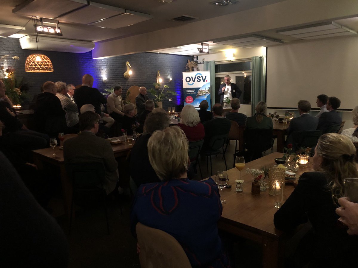 lokaallib's tweet image. In gesprek met ondernemers van Stichtse Vecht. 
 @OVStVecht #stichtsevecht