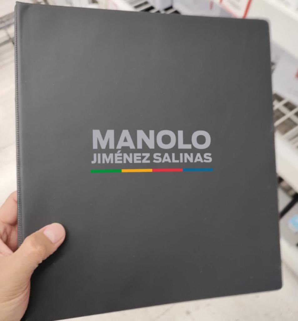 manolojim's tweet photo. Ya listos los documentos pa’l registro. #Coahuila https://t.co/deaaCiml7X