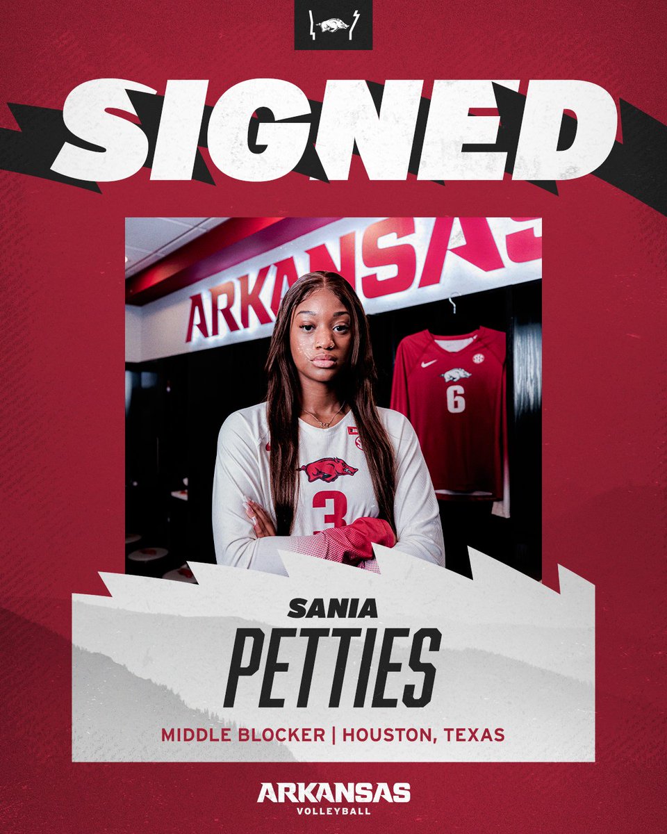 Starkville ✈️ Fayetteville

Welcome to the Razorbacks, Sania!