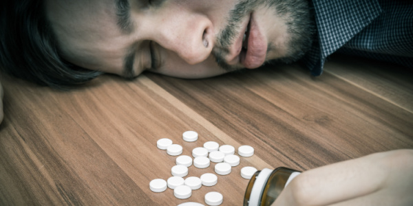 SNAPDailyNews's tweet image. A teacher actually #overdosed in front of a class full of students. The #fentanyl crisis is in front of our kids... Check this article: snapdaily.com/teacher-ods-in…