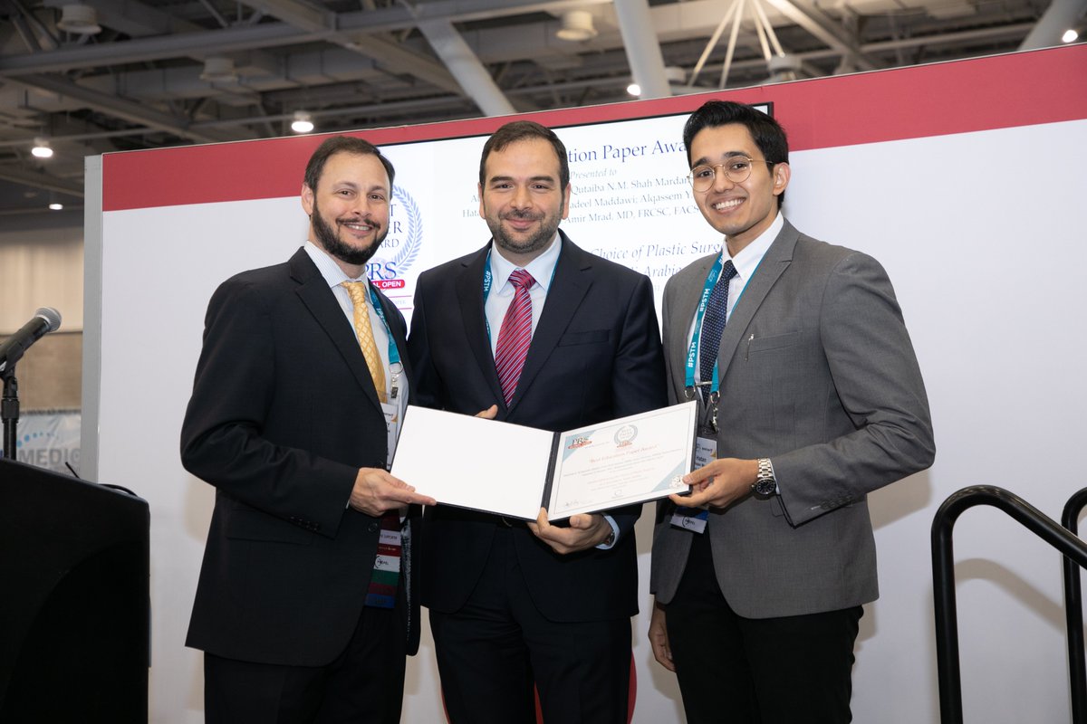 PRSGlobalOpen's tweet photo. The award for 2022 #PRSGlobalOpen Best Education Paper was presented at #PSTM22 by #PRSGlobalOpen Editor-in-Chief, @jjanismd. 
Congrats to the authors! 

Read their article "Factors Influencing the Choice of #PlasticSurgery as a Specialty in Saudi Arabia": https://t.co/bcKNfqZkLl https://t.co/p53PNoOfTZ