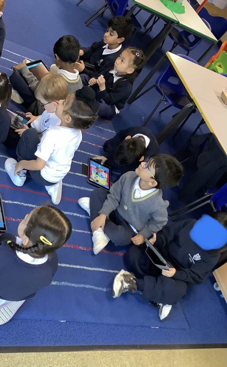 Reception at Staines Prep tweet media