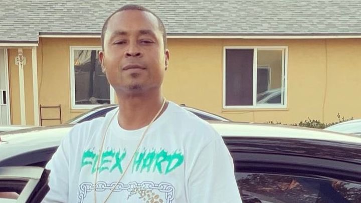 Takar Smith was suffering a mental health crisis &amp; his wife called the non-emergency number. Instead of SMART, (LAPD’s Mental health services) officers came, confronted Takar, tased &amp; then fired 7 rounds, killing him. We say his name &amp; ask for accountability.