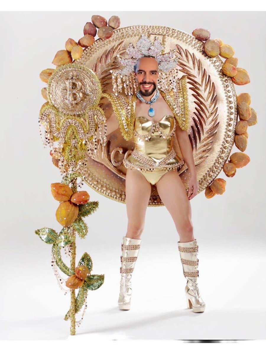 DIEGODELCID's tweet photo. @LaMaraDice Nayic hubiera querido desfilar en ése traje, sólo eso explica lo del bitcoin en el "traje típico"... 🤡 🤡 🤡 https://t.co/WhpMIUi3AQ