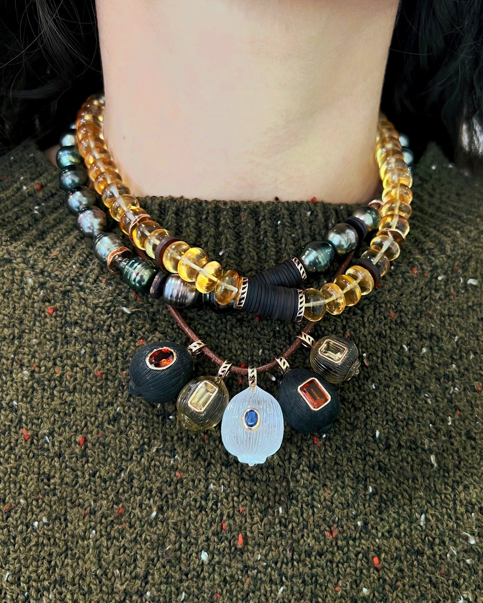 A one of a kind look featuring some one of a kind pieces by @dezsobysb 
.
.
.
.
.
#shopsinglestone #gemstonelover #notd #luxeaddict #pearls #oneofakindjewelry #timelessjewelry