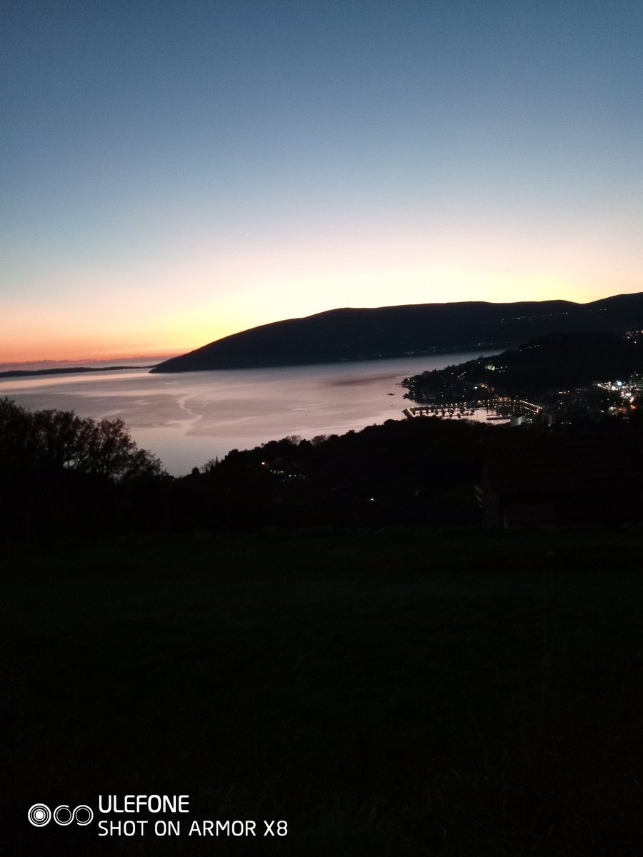 netservcaffe's tweet image. Boka