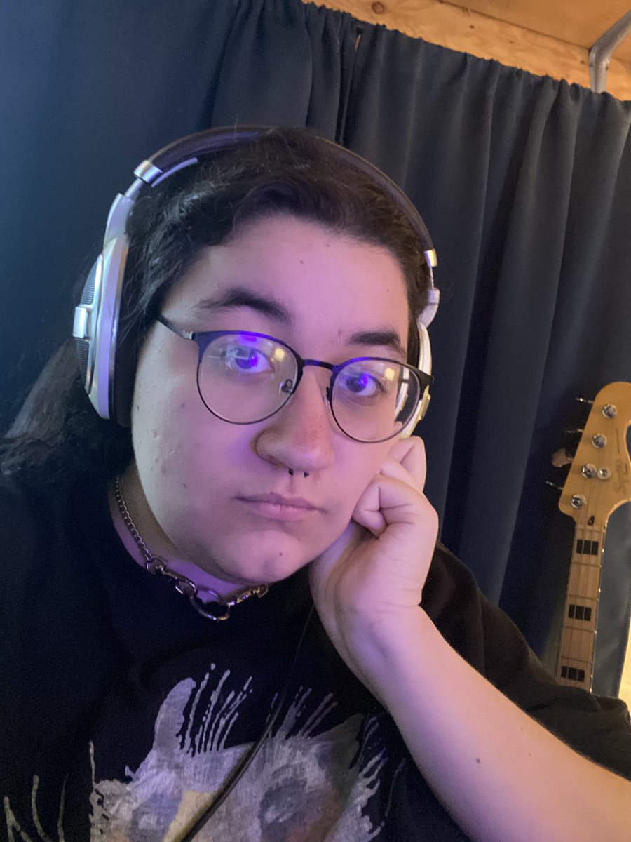 cadenxa's tweet photo. Teaching myself computer science while planning personal projects and looking for summer internships — trying to make focus and audio tech work with plushies and dreams https://t.co/d4lQR8sWUP