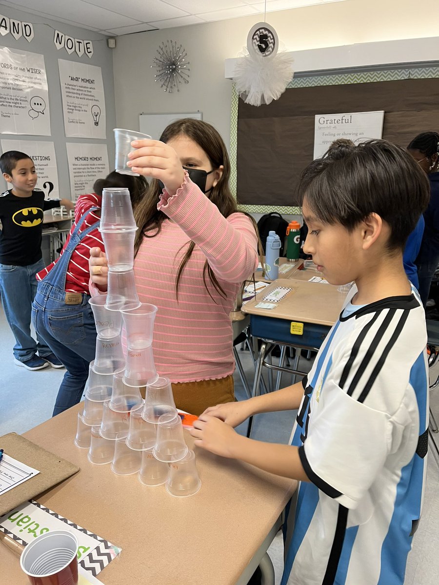 Martin’s Big Words stem challenge!! 🗼