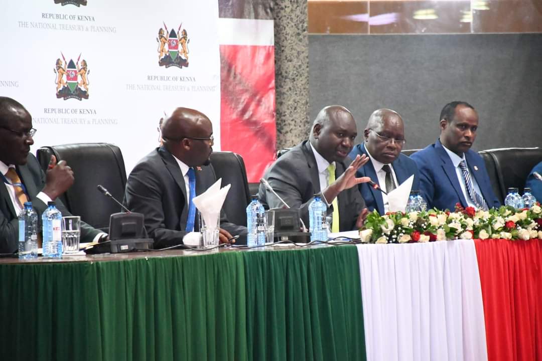 HakiKNCHR's tweet photo. The Governance, Justice, Law and Order Sector (GJLOs) sector public budget hearings at KICC earlier today. Members of the public called for adequate funding towards the promotion and protection of human rights &amp; enhanced application of ADR to ease case backlog...(Thread)🧵 https://t.co/N0Iikk6s0R